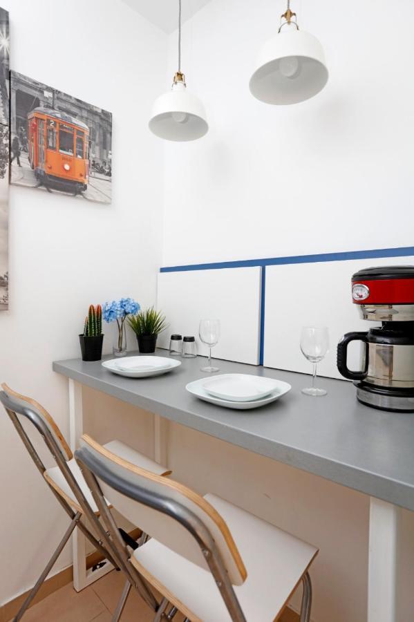 Lovely 2 Bedroom Apartment Near Old Town Bukarest Eksteriør billede